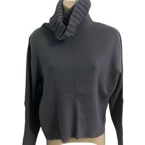 Light purple turtleneck Y2k sweater. Size Large